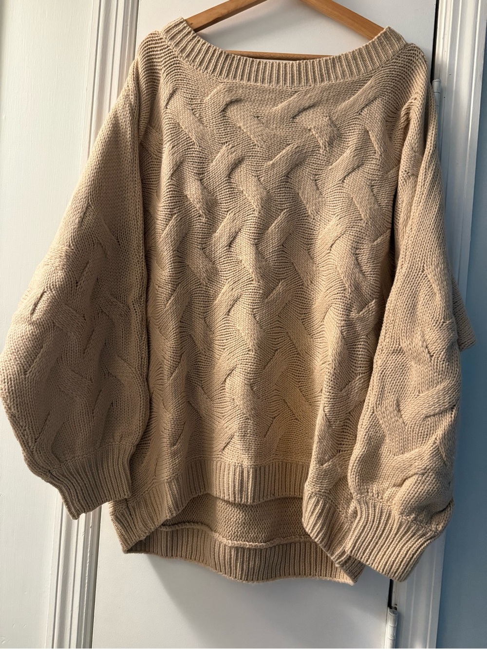 Vine & Love Beige Wide Neck oversized chunky cable knit sweater L
